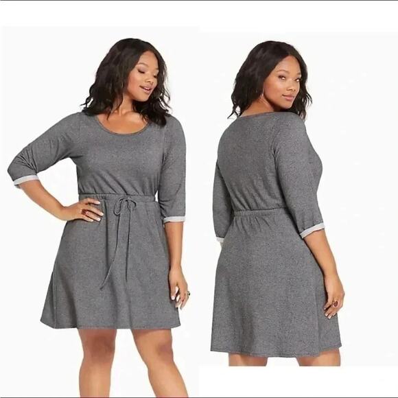 Torrid gray sweatshirt dress an excellent condition towards size 0,which is a 12 - Picture 1 of 7